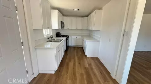 Entry Way - 21932 Standing Rock, Apple Valley, CA 92307 photo 1 of 3