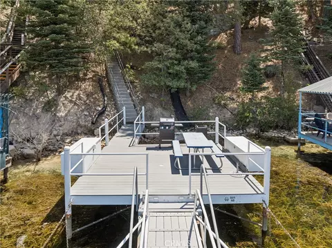 Exterior - 1298 Yellowstone Dr, Lake Arrowhead, CA 92352 photo 14 of 14