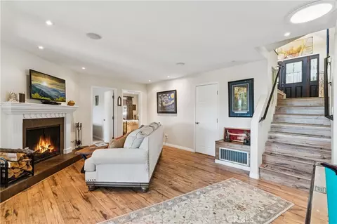Living - 1298 Yellowstone Dr, Lake Arrowhead, CA 92352 photo 4 of 5