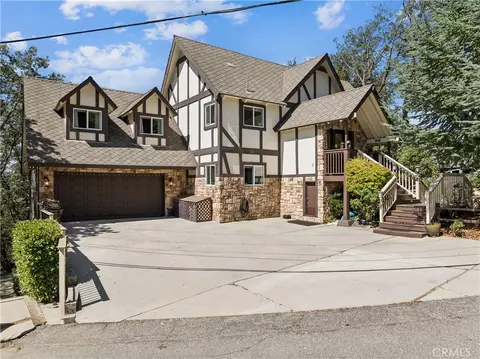 Exterior - 1298 Yellowstone Dr, Lake Arrowhead, CA 92352 photo 2 of 14