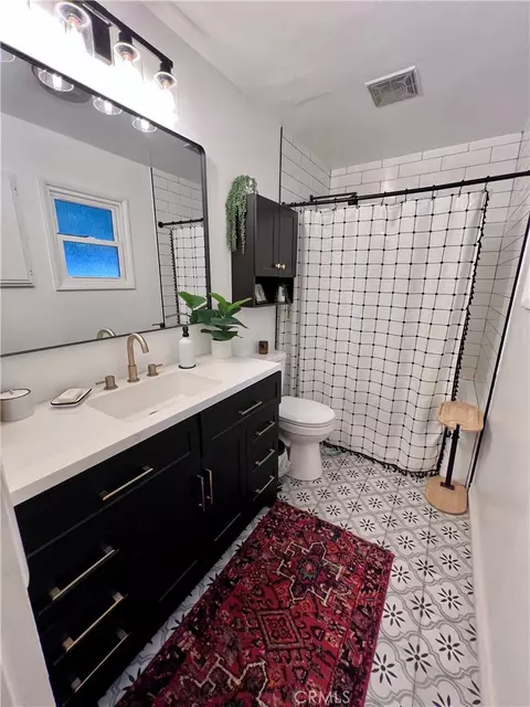 Bath - 39326 Prospect, Forest Falls, CA 92339 photo 4 of 5