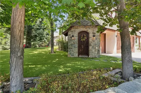 Exterior - 29162 Bald Eagle Rdg, Lake Arrowhead, CA 92352 photo 12 of 14