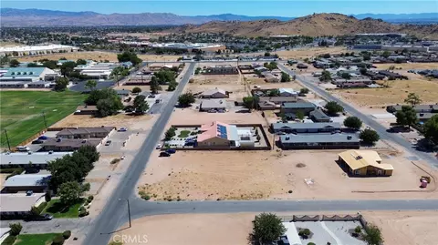 1 Wanaque Rd, Apple Valley, CA 92307 photo 10
