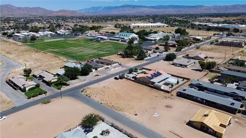 1 Wanaque Rd, Apple Valley, CA 92307 photo 12