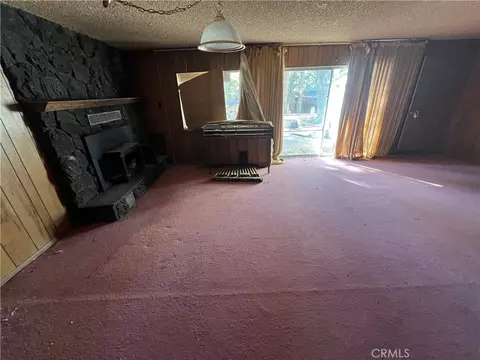 Living - 31096 Wild Oak, Running Springs, CA 92382 photo 8 of 8