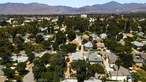 View/Area - 108 S Buena Vis, Redlands, CA 92373 photo 4 of 5