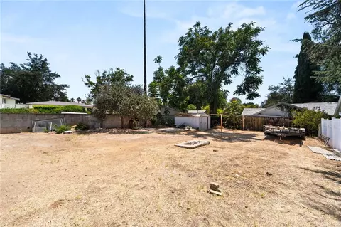 Exterior - 108 S Buena Vis, Redlands, CA 92373 photo 7 of 7