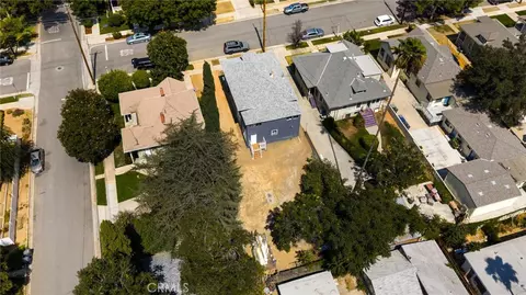 View/Area - 108 S Buena Vis, Redlands, CA 92373 photo 3 of 5
