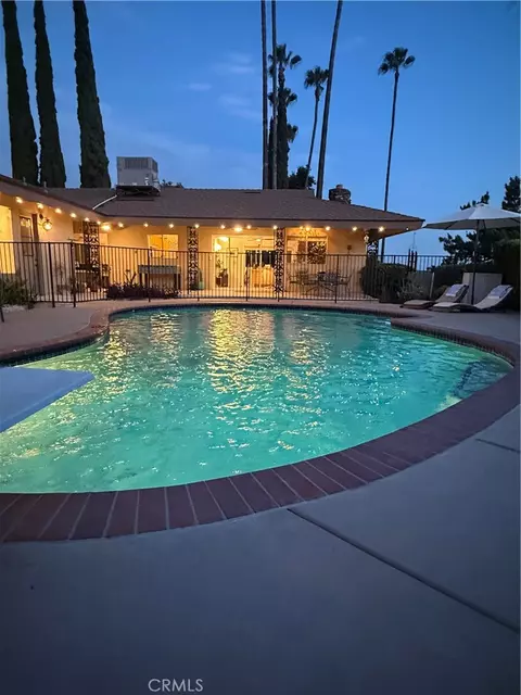Exterior - 28764 Live Oak Rd, Highland, CA 92346 photo 16 of 25