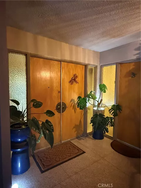 Entry Way - 28764 Live Oak Rd, Highland, CA 92346 photo 2 of 8