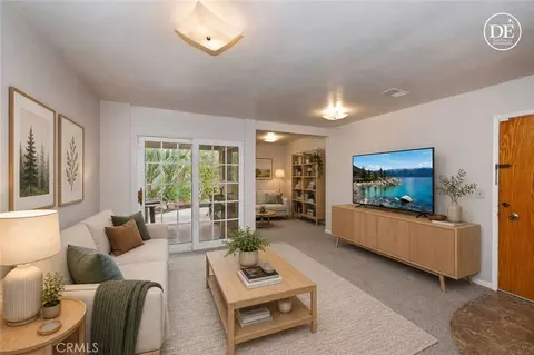 Living - 28764 Live Oak Rd, Highland, CA 92346 photo 5 of 9