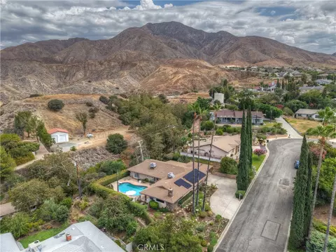 View/Area - 28764 Live Oak Rd, Highland, CA 92346 photo 1 of 4