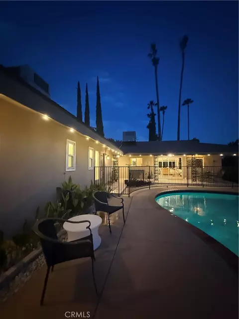 Exterior - 28764 Live Oak Rd, Highland, CA 92346 photo 18 of 25