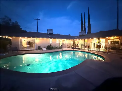 Exterior - 28764 Live Oak Rd, Highland, CA 92346 photo 17 of 25