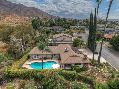 View/Area - 28764 Live Oak Rd, Highland, CA 92346 photo 2 of 4