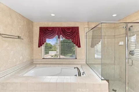 Bath - 3170 Crestview, Norco, CA 92860 photo 4 of 6