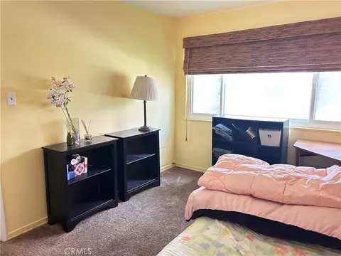 Bedroom - 184 N Center Pl, Redlands, CA 92373 photo 1 of 2