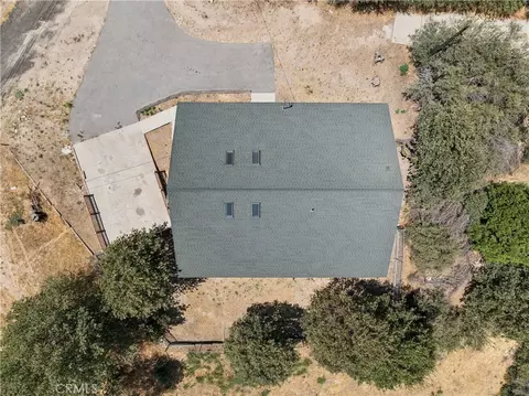 View/Area - 285 Lilac Way, Cedar Glen, CA 92321 photo 1 of 2