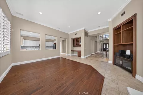 Living - 17433 Half Moon Ct, Riverside, CA 92503 photo 4 of 5