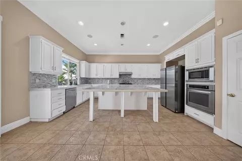 Kitchen - 17433 Half Moon Ct, Riverside, CA 92503 photo 2 of 4
