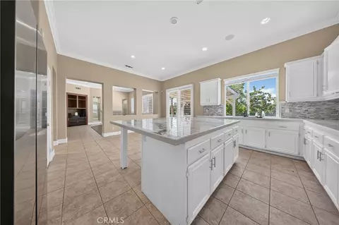 Entry Way - 17433 Half Moon Ct, Riverside, CA 92503 photo 3 of 10