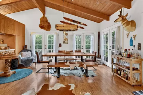 Dining - 28975 Alder Ter, Cedar Glen, CA 92321 photo 1 of 2