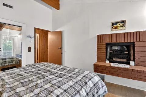 Bedroom - 28975 Alder Ter, Cedar Glen, CA 92321 photo 2 of 11