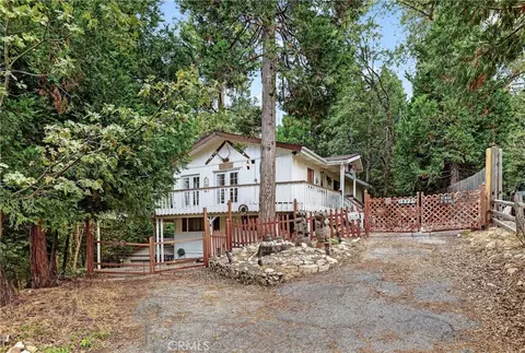 Exterior - 28975 Alder Ter, Cedar Glen, CA 92321 photo 3 of 13