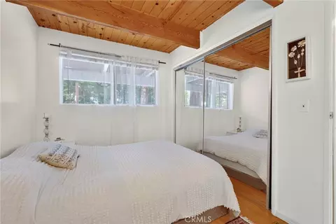 Bedroom - 28975 Alder Ter, Cedar Glen, CA 92321 photo 8 of 11