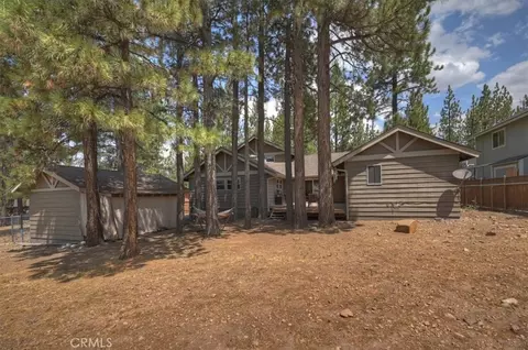 Exterior - 41725 Mockingbird, Big Bear Lake, CA 92315 photo 9 of 12