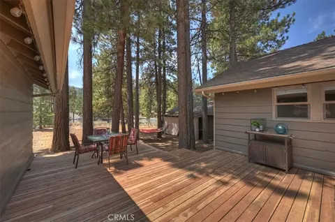 Exterior - 41725 Mockingbird, Big Bear Lake, CA 92315 photo 5 of 12