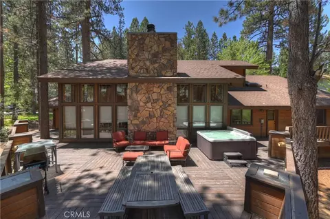 Exterior - 733 Winterset Ct, Big Bear Lake, CA 92315 photo 1 of 8