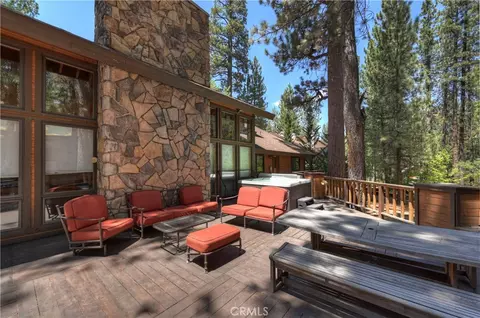 Exterior - 733 Winterset Ct, Big Bear Lake, CA 92315 photo 3 of 8