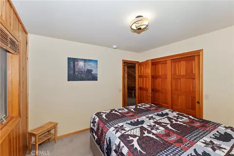 Bedroom - 733 Winterset Ct, Big Bear Lake, CA 92315 photo 6 of 10
