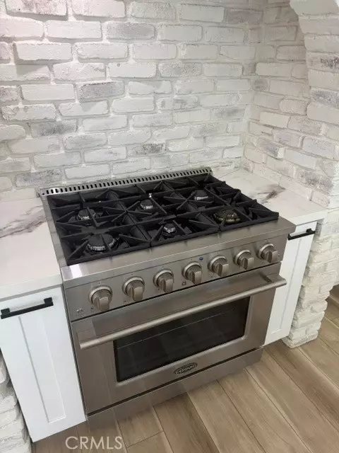 Kitchen - 4581 Feather Riv, Corona, CA 92878 photo 3 of 4