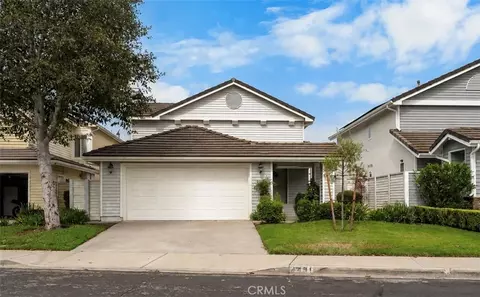 4431 Honeyglen Ct, Moorpark, CA 93021