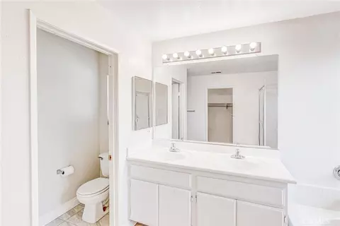 Bath - 833 Pheasant St, Corona, CA 92881 photo 5 of 5