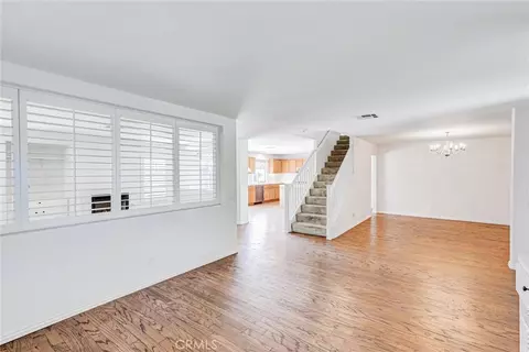 Living - 833 Pheasant St, Corona, CA 92881 photo 4 of 12