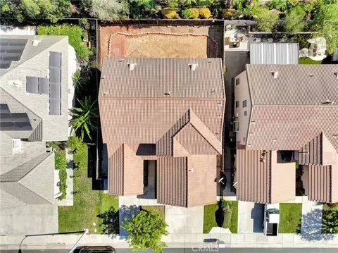 View/Area - 833 Pheasant St, Corona, CA 92881 photo 11 of 12