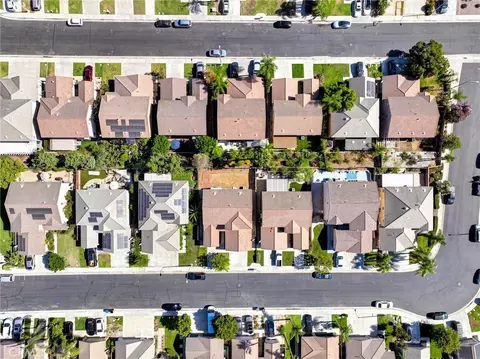 View/Area - 833 Pheasant St, Corona, CA 92881 photo 12 of 12