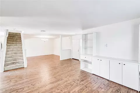 Living - 833 Pheasant St, Corona, CA 92881 photo 3 of 12
