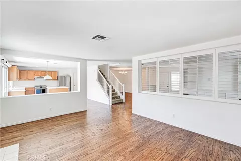 Living - 833 Pheasant St, Corona, CA 92881 photo 10 of 12
