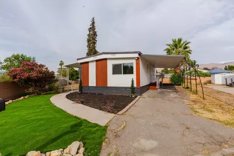 142 Sir Damas Dr, Riverside, CA 92507 photo 2