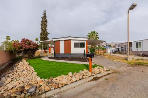142 Sir Damas Dr, Riverside, CA 92507 photo 3