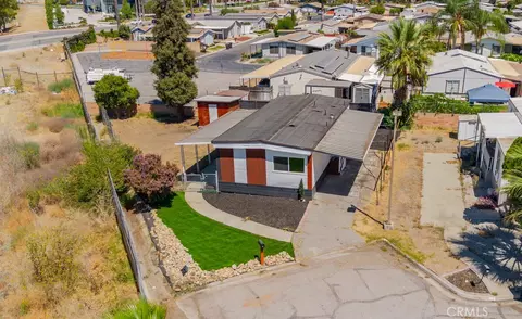 142 Sir Damas Dr, Riverside, CA 92507 photo 30