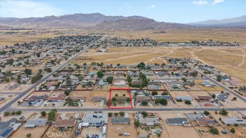 View/Area - 13225 Topock, Apple Valley, CA 92308 photo 10 of 11