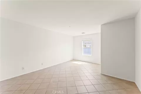 Living - 607 Terra Bella, Irvine, CA 92602 photo 2 of 2