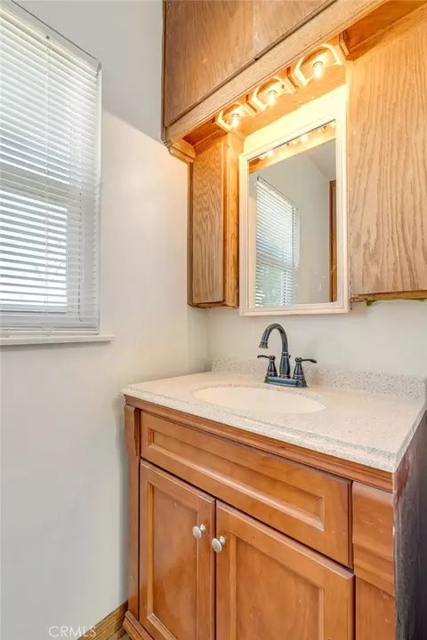 Bath - 822 W H St, Ontario, CA 91762 photo 1 of 3