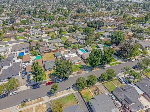 View/Area - 822 W H St, Ontario, CA 91762 photo 3 of 10