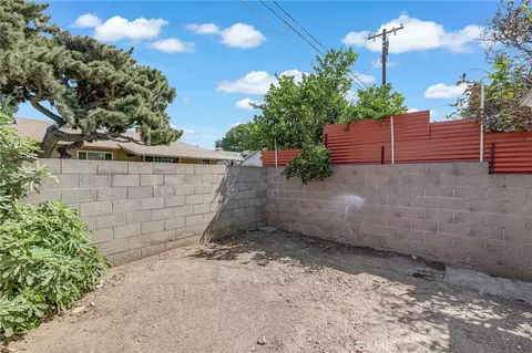 Exterior - 822 W H St, Ontario, CA 91762 photo 6 of 9